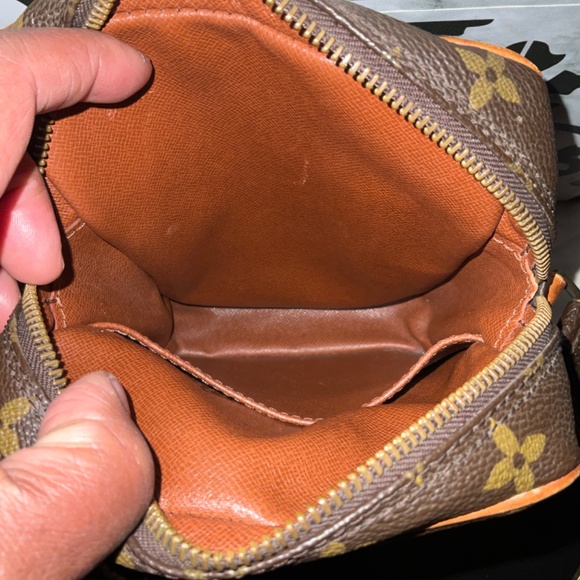 Louis Vuitton Danube As-Is GUC - Picture 7 of 10